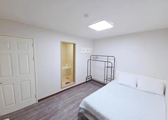 Hill House * Seoul